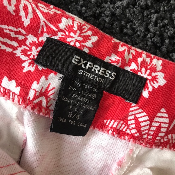 Express Floral Skirt - Picture 3 of 3